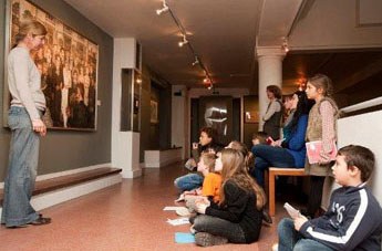 Children's guided tour in the Musée d'Ixelles GB