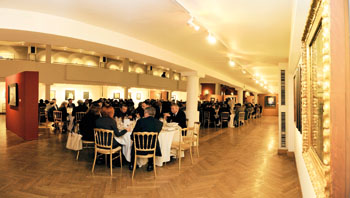 Tables for reception,  photo's copyright Georges Strens 2011